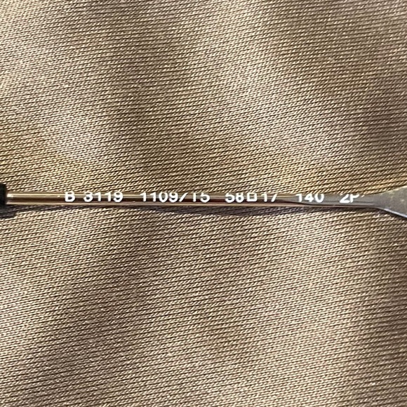 Burberry sunglasses - Picture 9 of 14